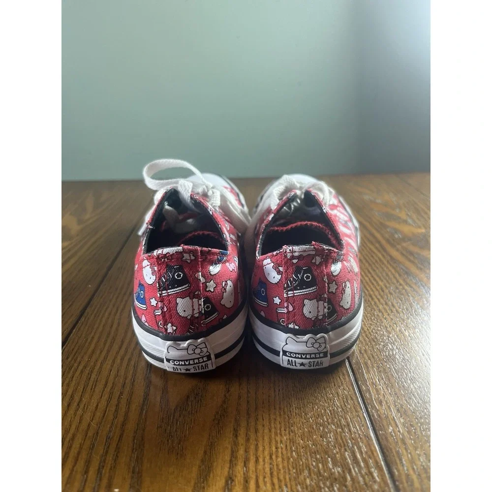 Converse x Hello Kitty Chuck Taylor All Star Low Top Red Youth Size 2 Casual